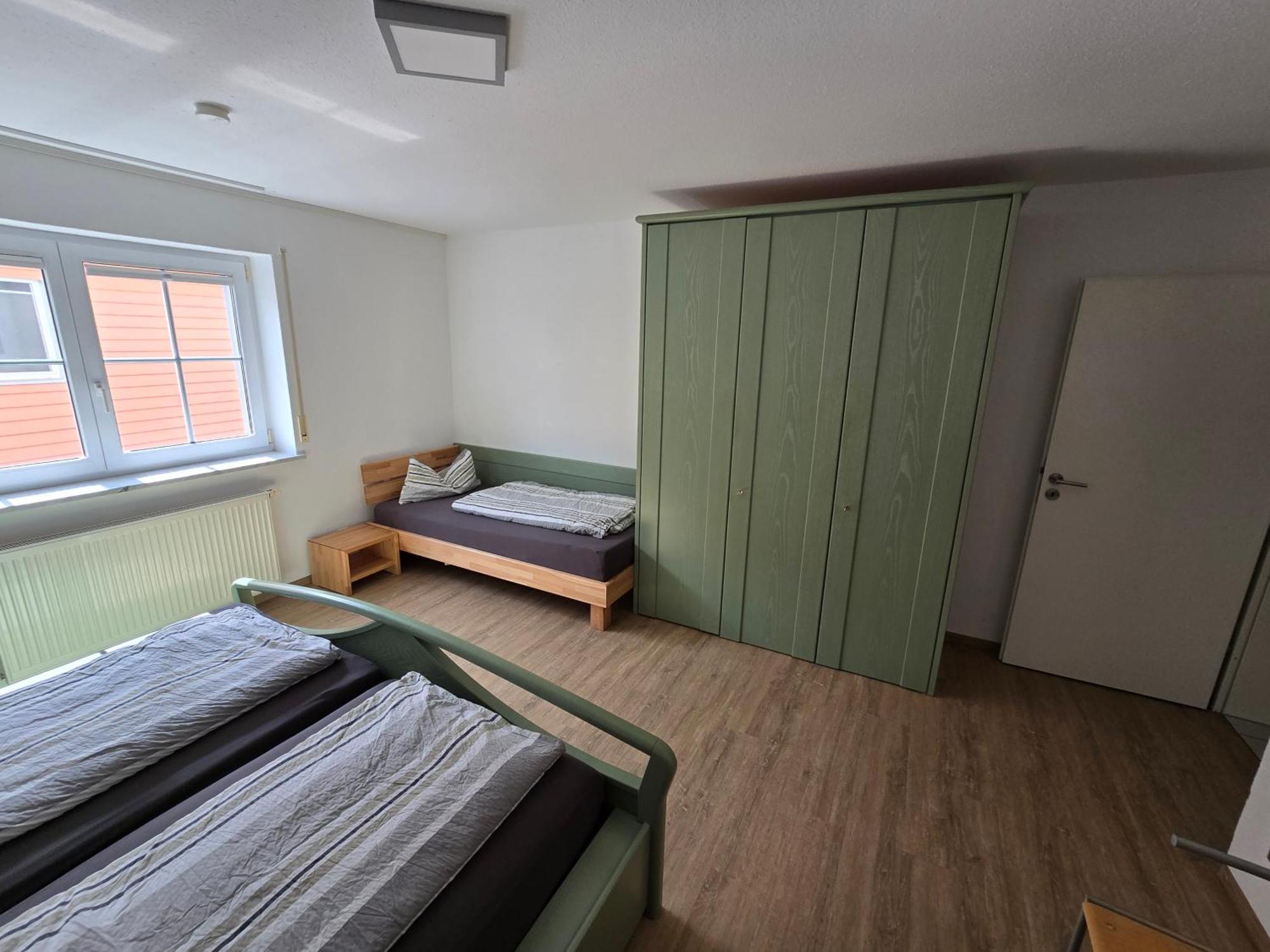 Alpenblick Apartment Leutkirch im Allgäu Стая снимка
